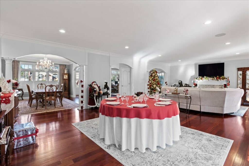 12-810_3596 12-810_3596