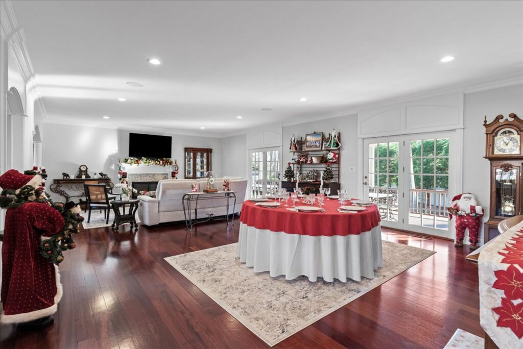 14-810_3606 14-810_3606