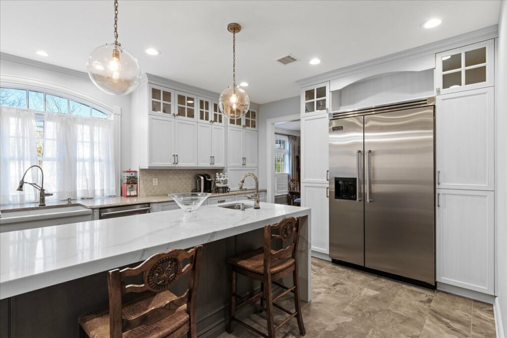 19-810_3636 19-810_3636