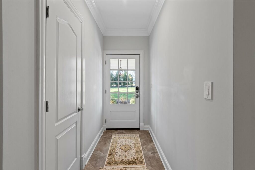 21-810_3646 21-810_3646