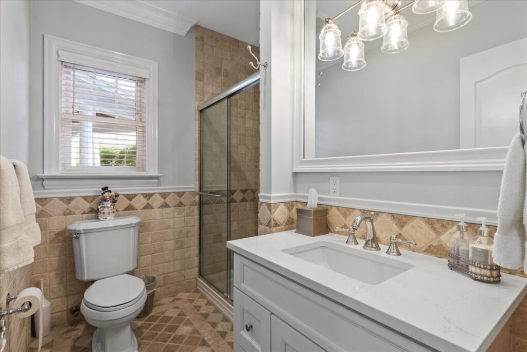 23-810_3655 23-810_3655