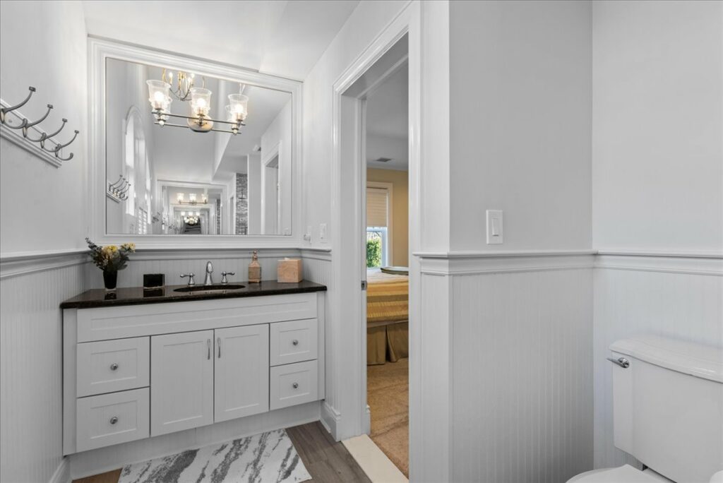 32-810_3701 32-810_3701