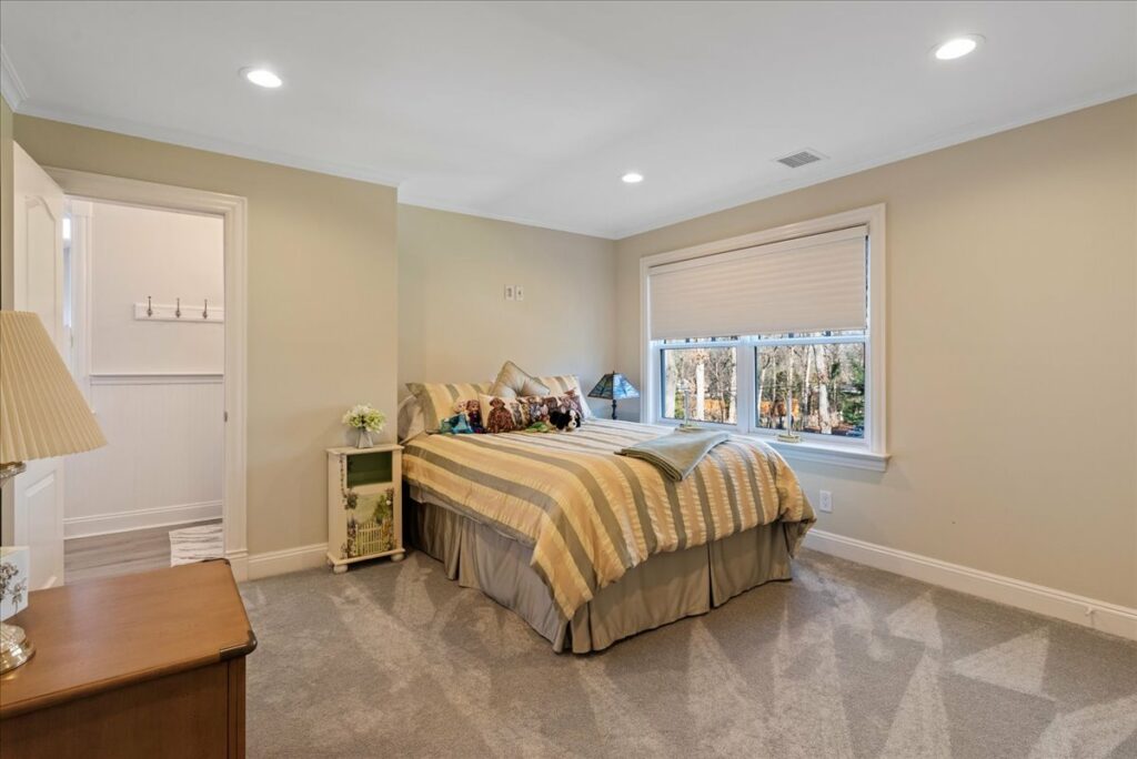 34-810_3711 34-810_3711