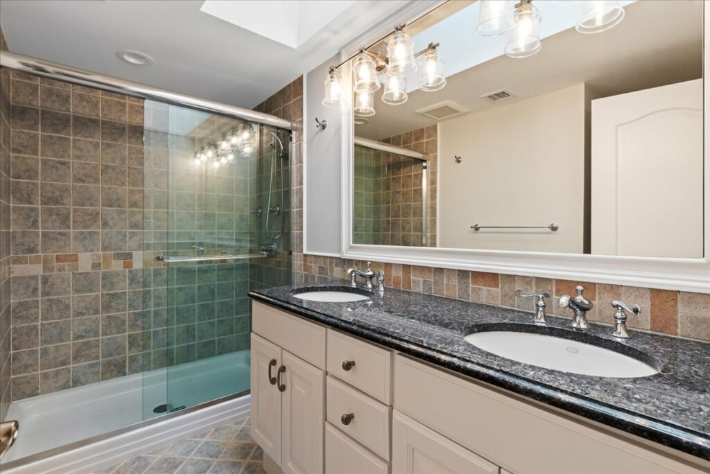 41-810_3745 41-810_3745