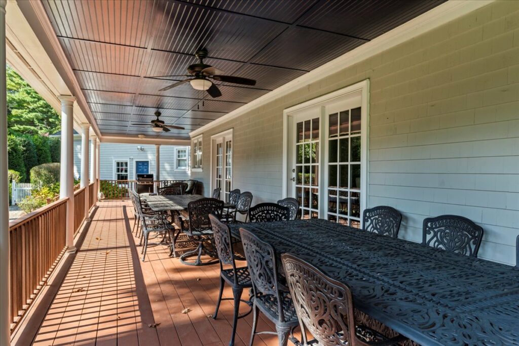 22-810_4409 22-810_4409