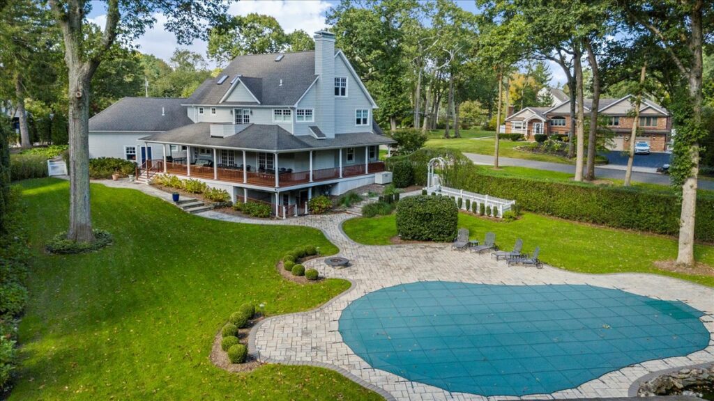 32-DJI_20231011120906_0224_D 32-DJI_20231011120906_0224_D